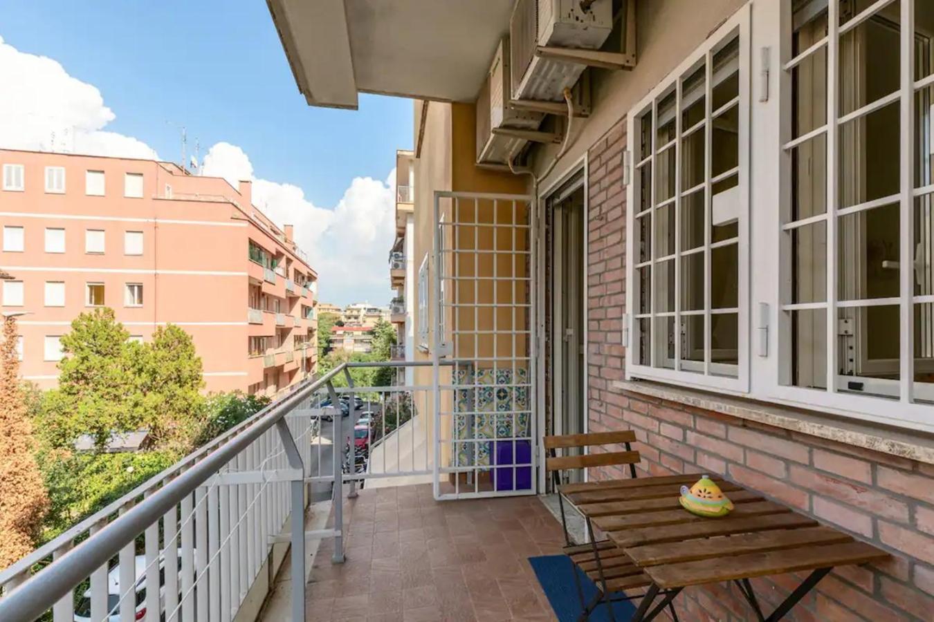 Apartment Style I Near San Pietro