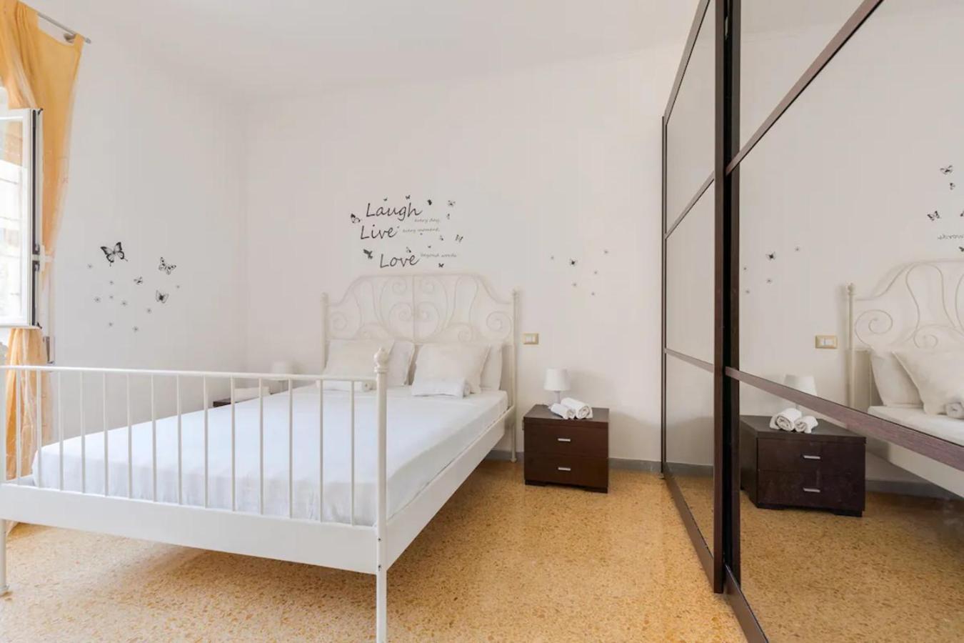Apartment Style I Near San Pietro